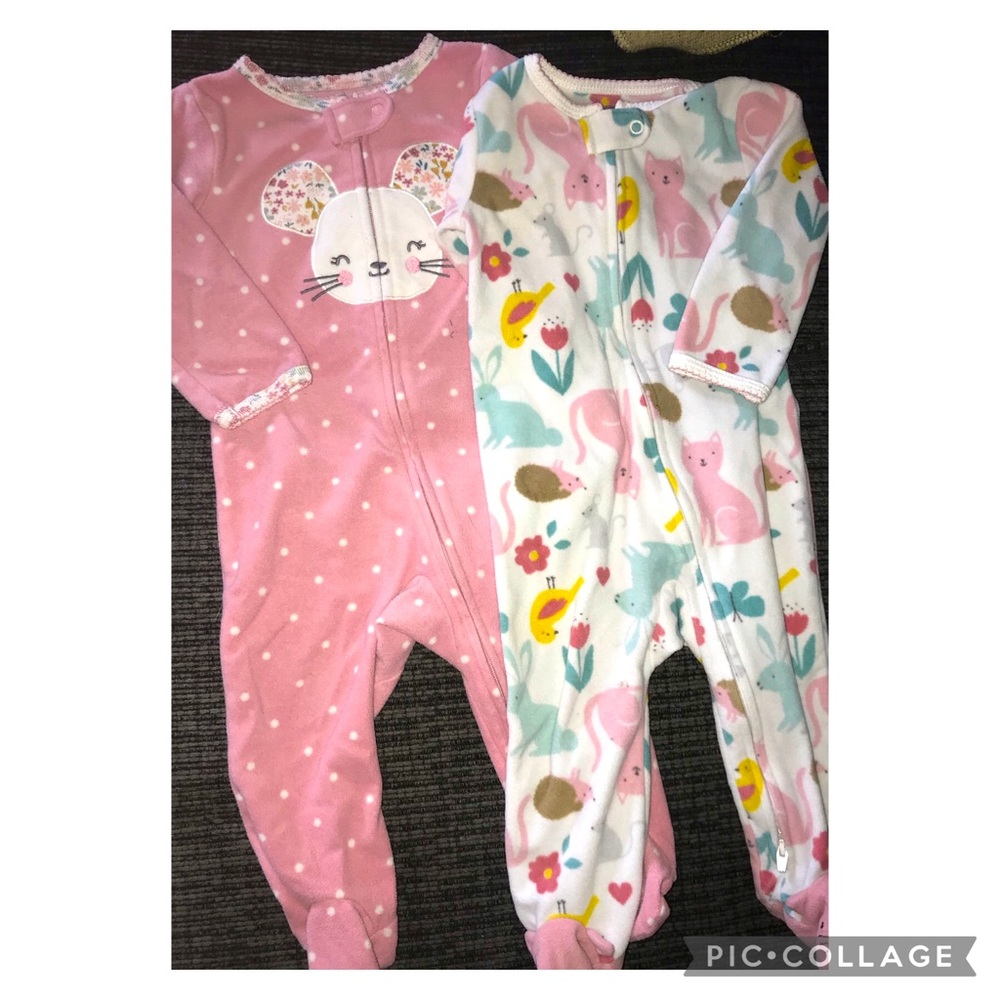 2 piece Carter’s 9 month fleece material Footies